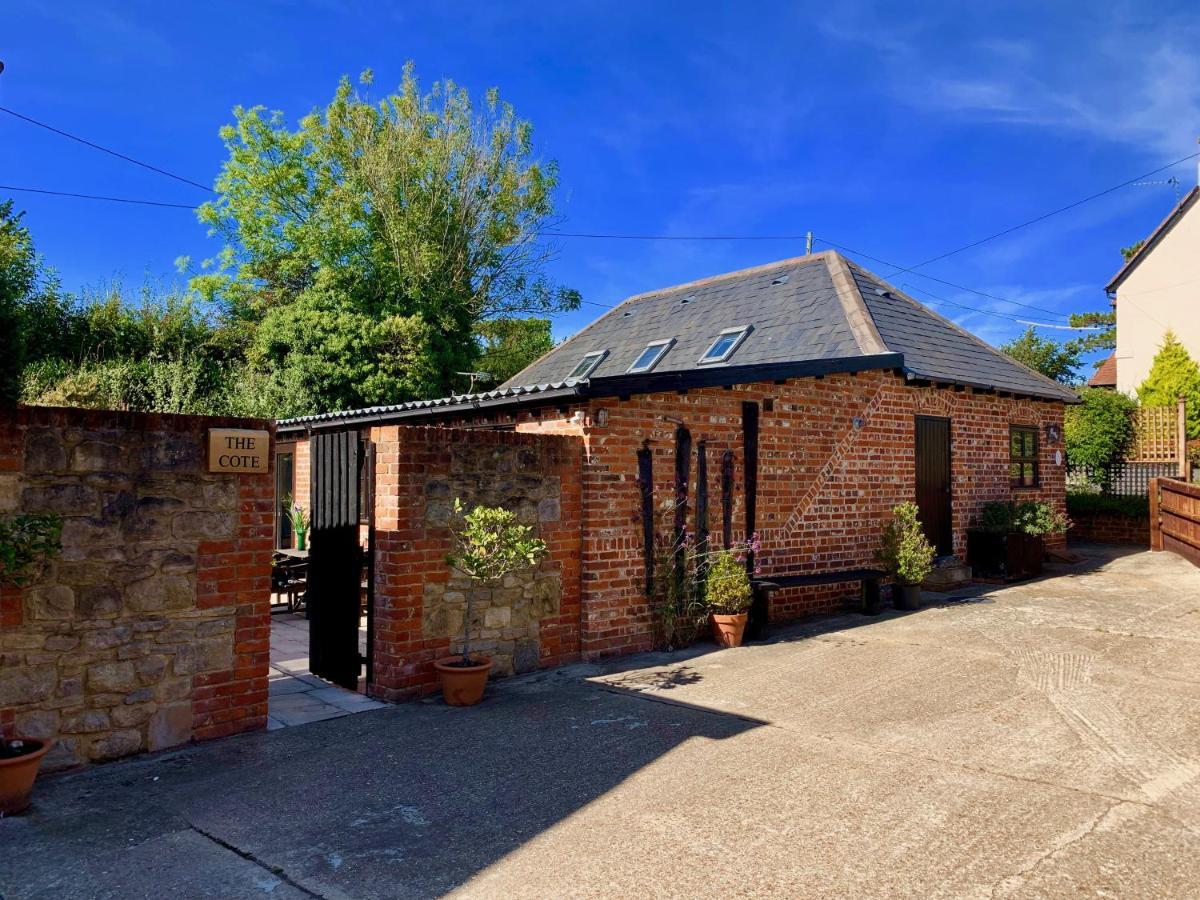 Little Upton Farm Cottages Ryde  Exterior photo
