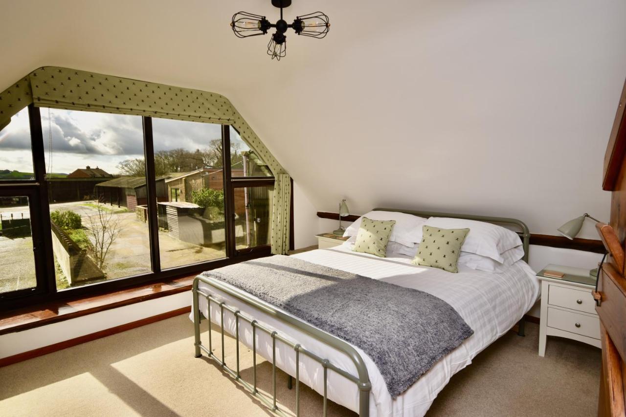 Little Upton Farm Cottages Ryde  Exterior photo